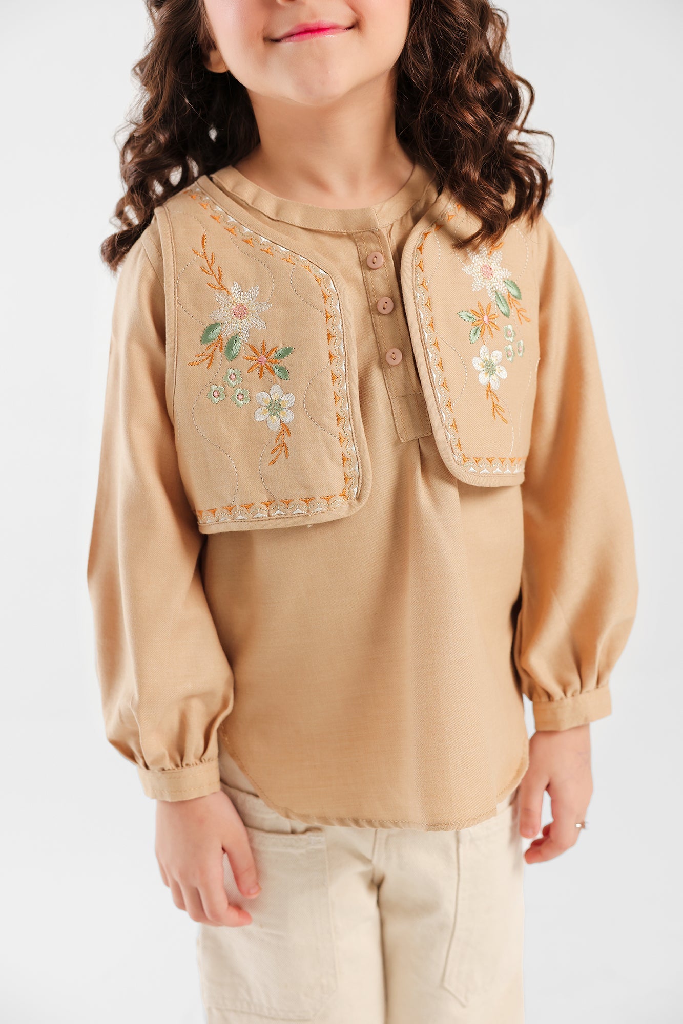 EMBROIDERED TOP (E0780/401/806)